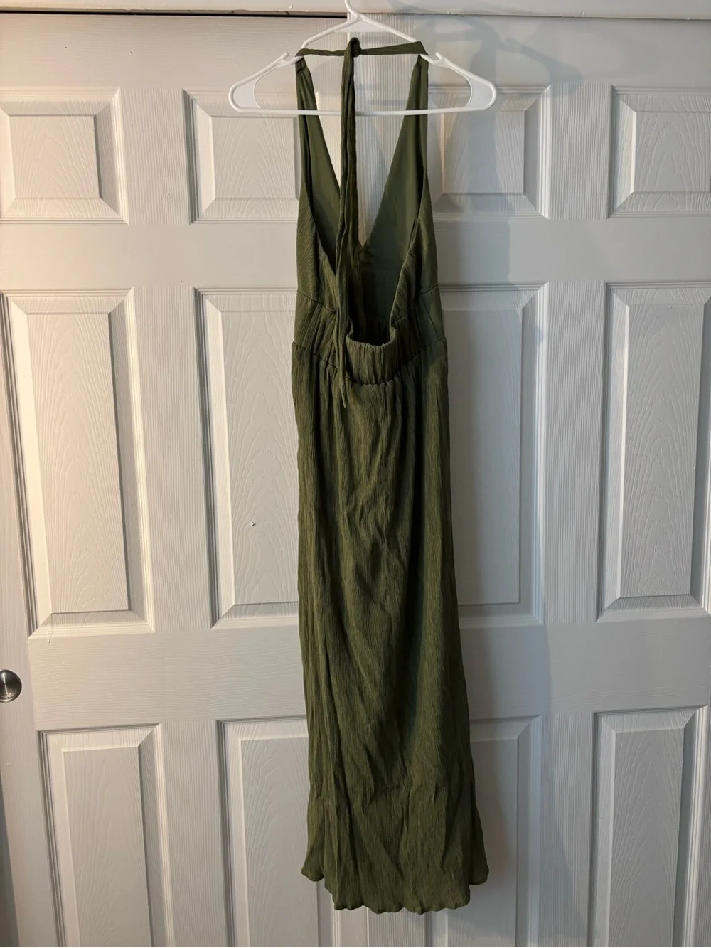 Abercrombie x Dede & Emily | Halter Maxi Dress | Olive Green | XS